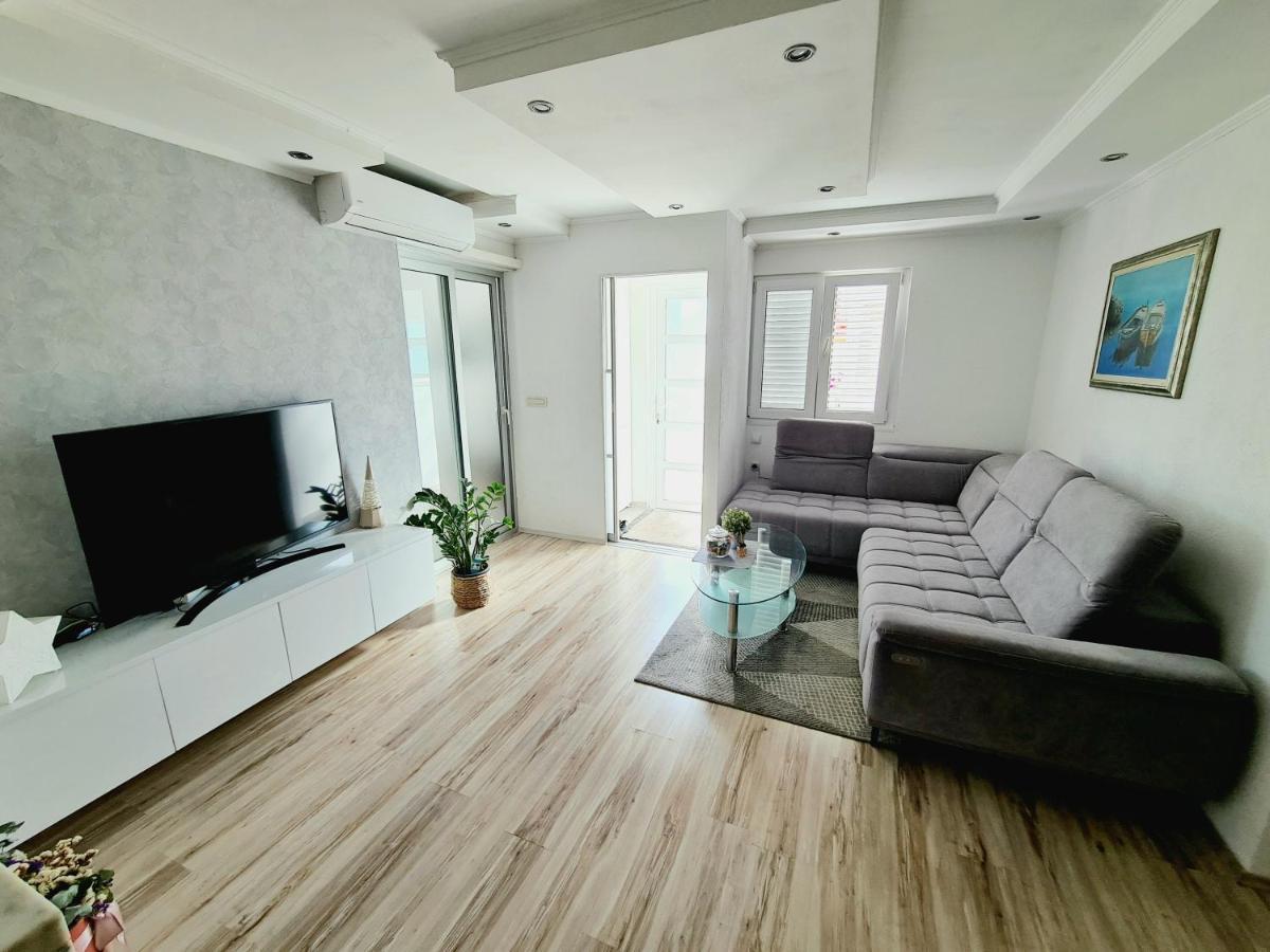 Apartment Mirjana Makarska Zewnętrze zdjęcie
