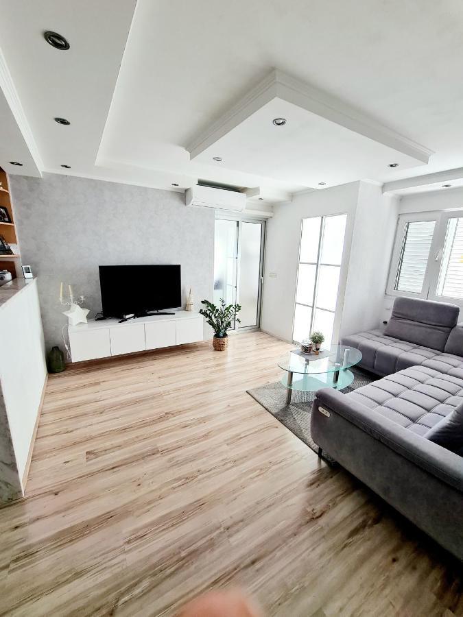Apartment Mirjana Makarska Zewnętrze zdjęcie
