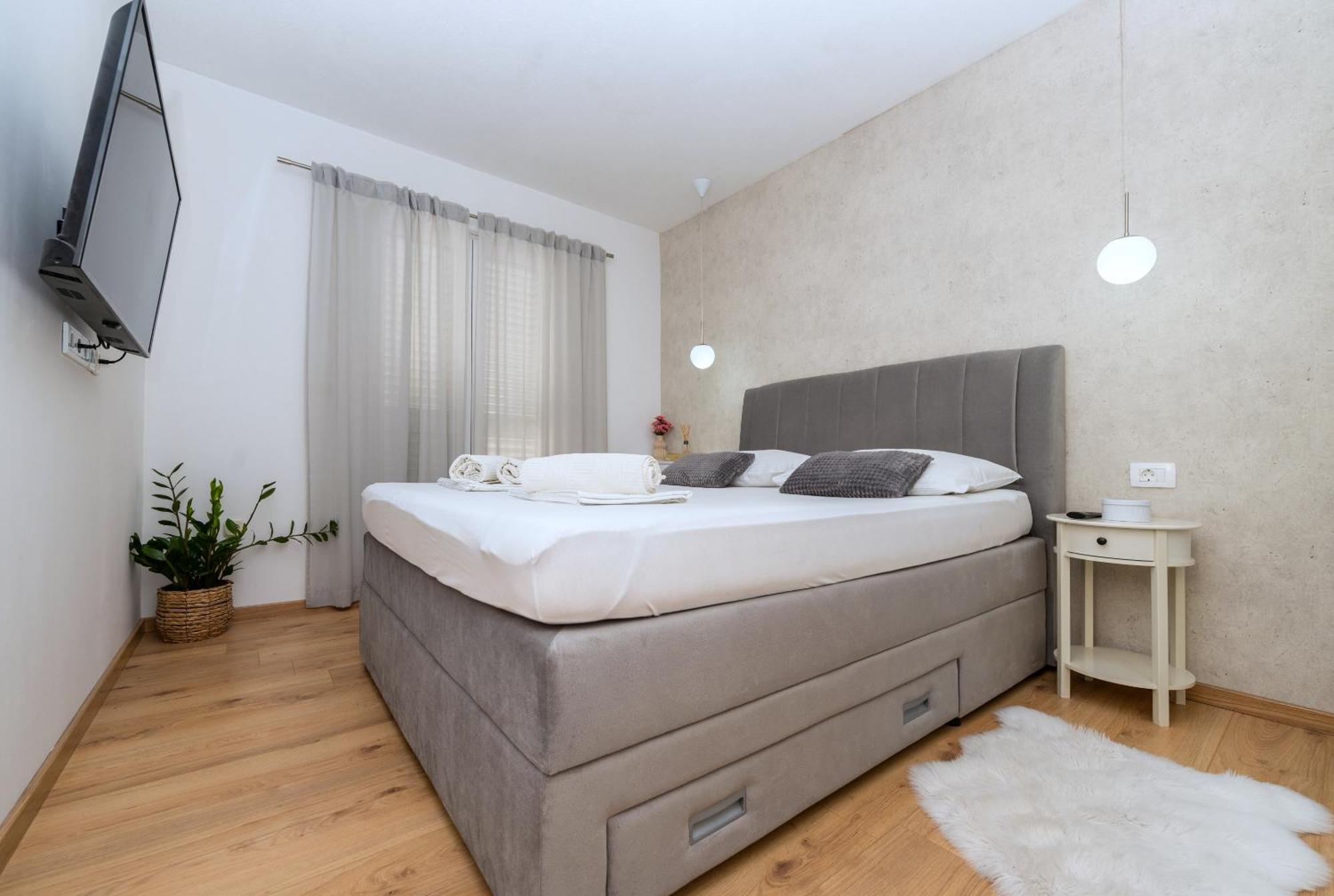 Apartment Mirjana Makarska Zewnętrze zdjęcie