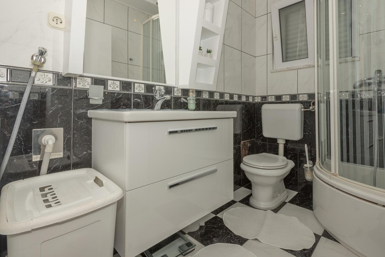 Apartment Mirjana Makarska Zewnętrze zdjęcie