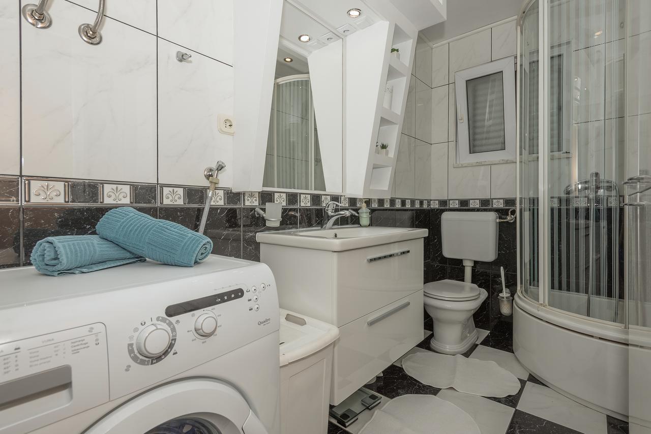 Apartment Mirjana Makarska Zewnętrze zdjęcie